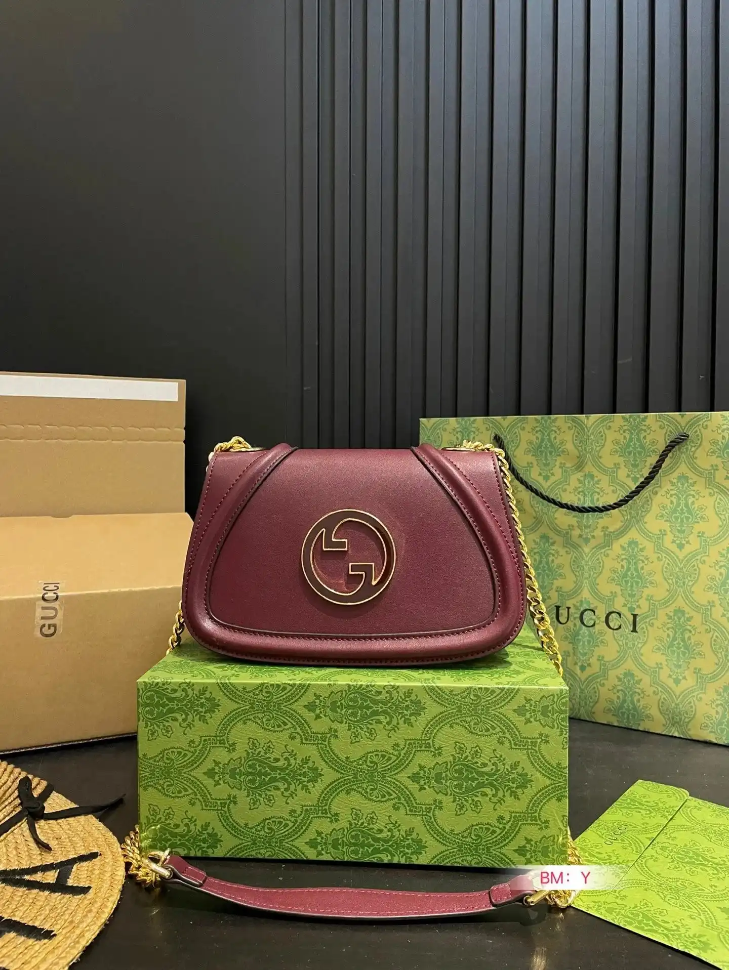 Gucci GG Supreme Horsebit Shoulder Bag 5