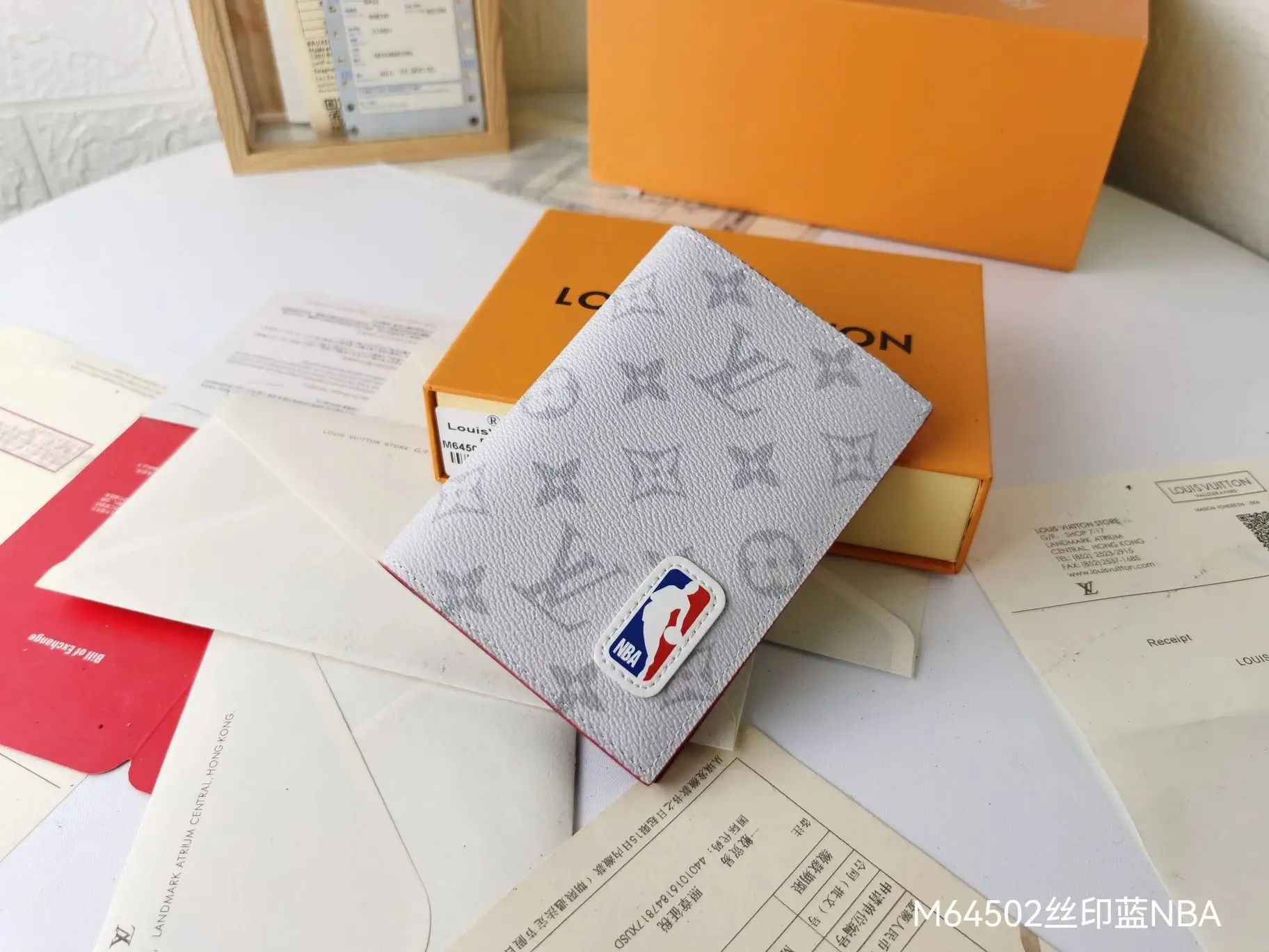 Louis Vuitton M64502/N64502 Wallet 5 — Louis Vuitton 1:1 rep bag from $59 · DHL from Guangzhou, China