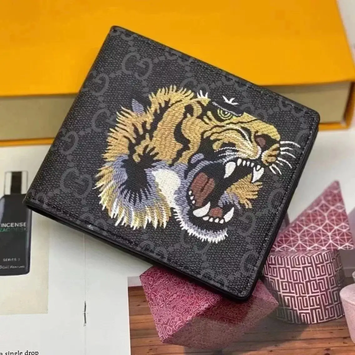 Gucci GG Supreme Wallet 3 · Gucci 1:1 rep bag from $61 · DHL from Guangzhou, China