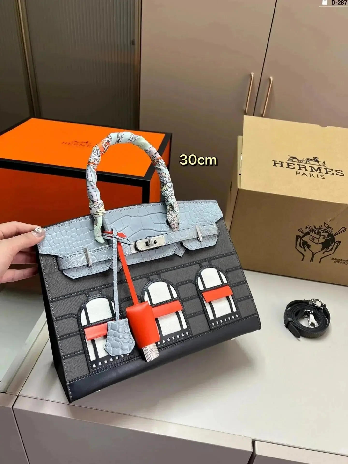 Hermès bags ( 35+ styles) 6 · Hermès 1:1 rep bag specialty batch · DHL from Guangzhou, China