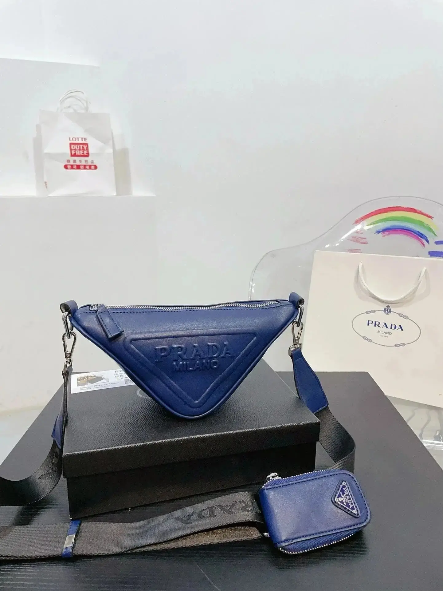 Prada Re-Edition 2005 Nylon Hobo Bag 4