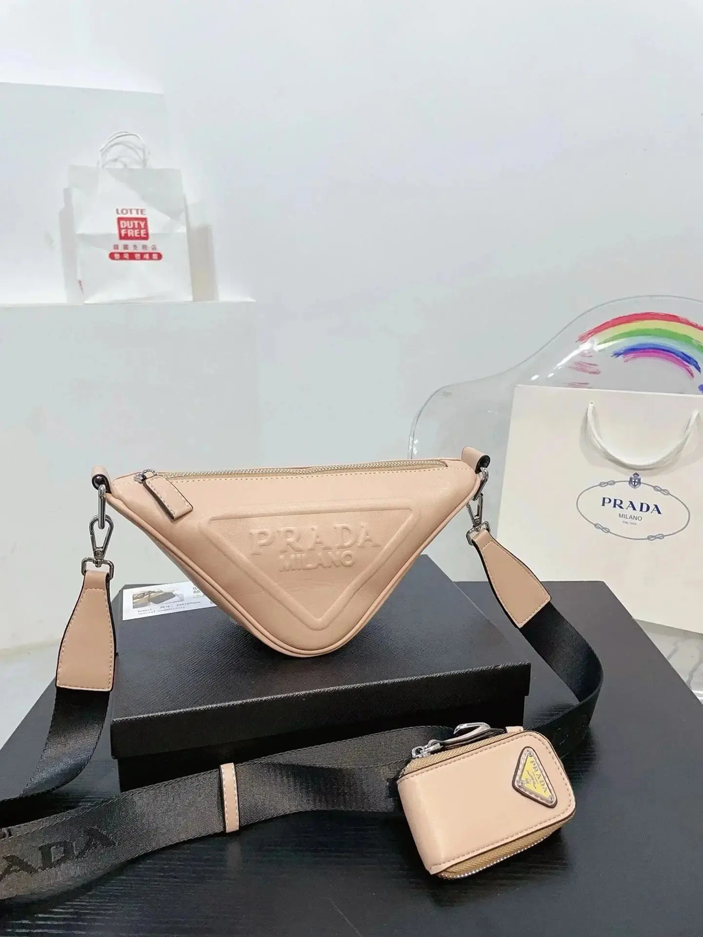 Prada Re-Edition 2005 Nylon Hobo Bag 5