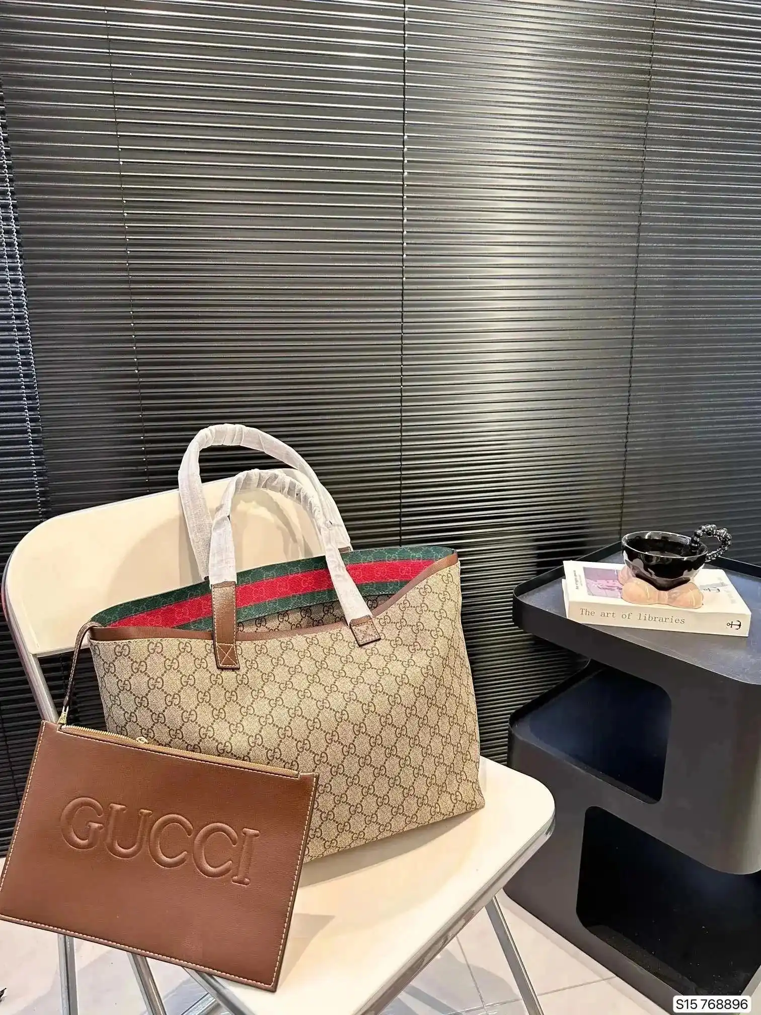 Gucci GG Supreme Tote Bag with Pouch 2 — Gucci 1:1 rep bag from $61 · DHL from Guangzhou, China