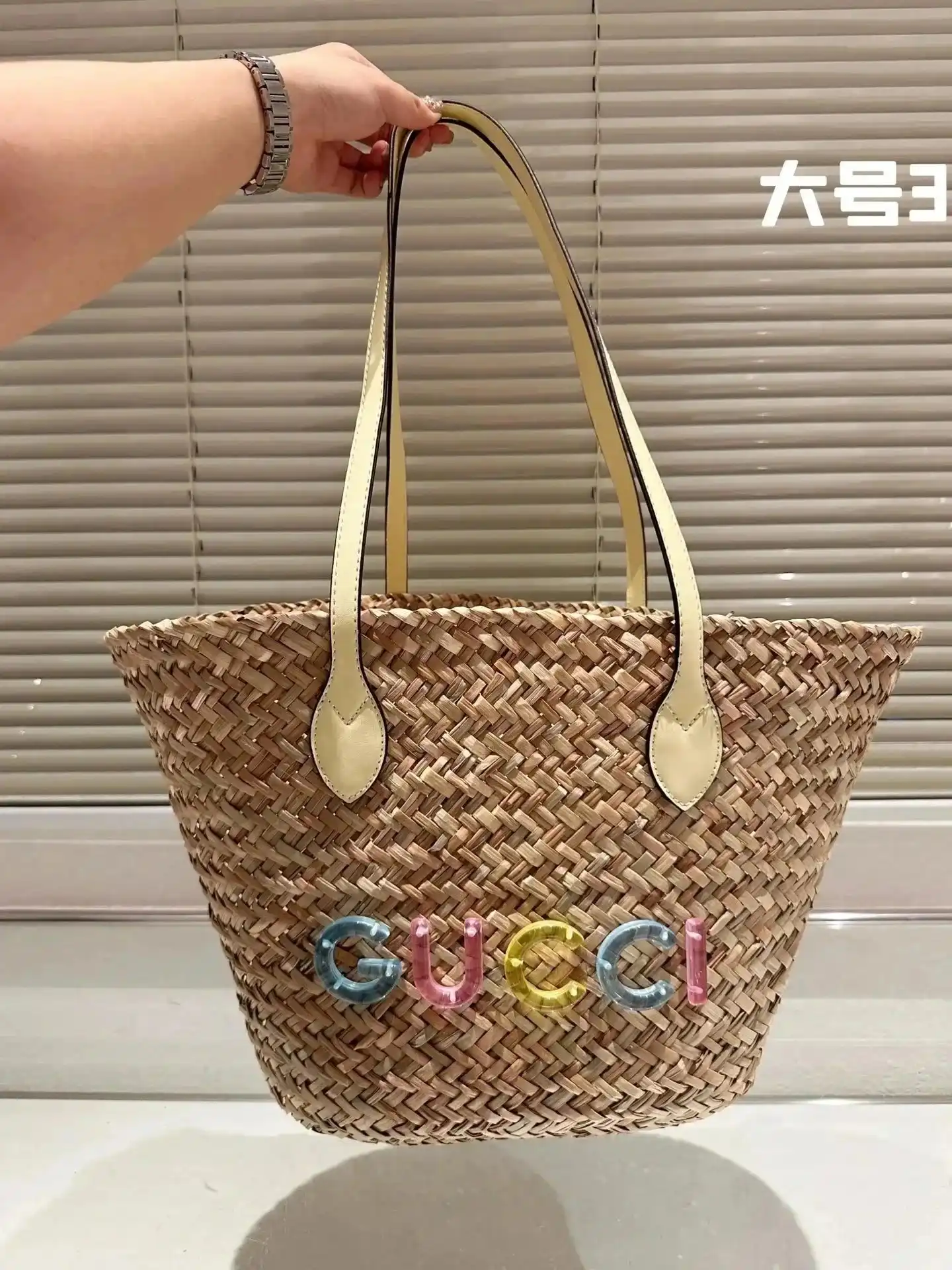 Gucci GG Supreme Tote Bag with Pouch 6, Gucci 1:1 rep bag from $61 · DHL from Guangzhou, China