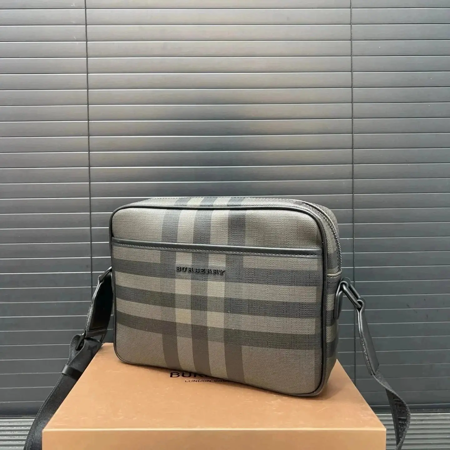 Burberry Vintage Check Backpack & Camera Bags 4