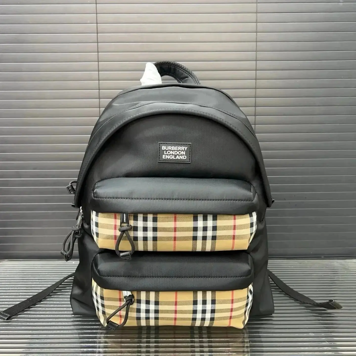 Burberry Vintage Check Backpack & Camera Bags 7