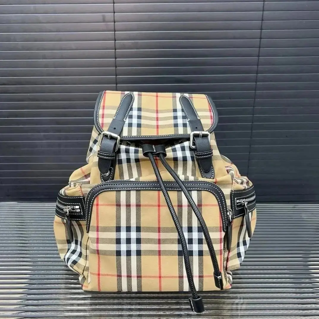 Burberry Vintage Check Backpack & Camera Bags 8