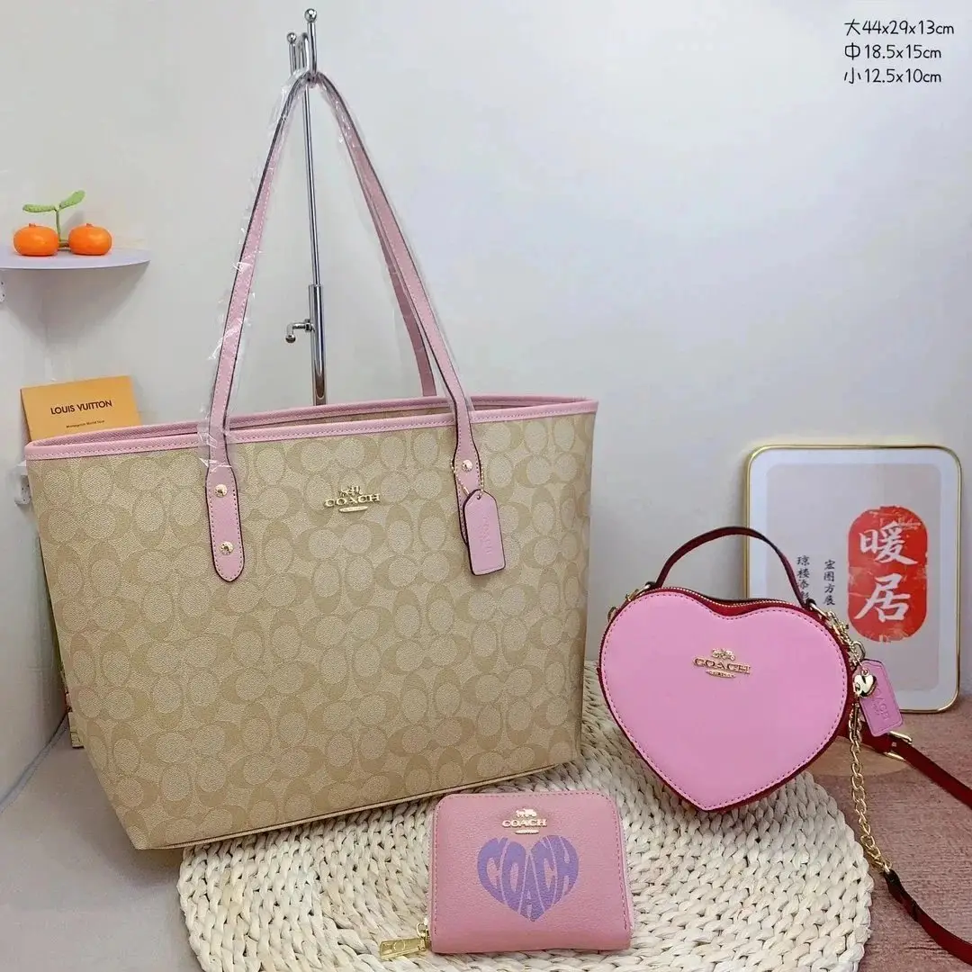 Fendi FF Monogram Bag Set 4 · Fendi 1:1 rep bag from $93 · DHL from Guangzhou, China
