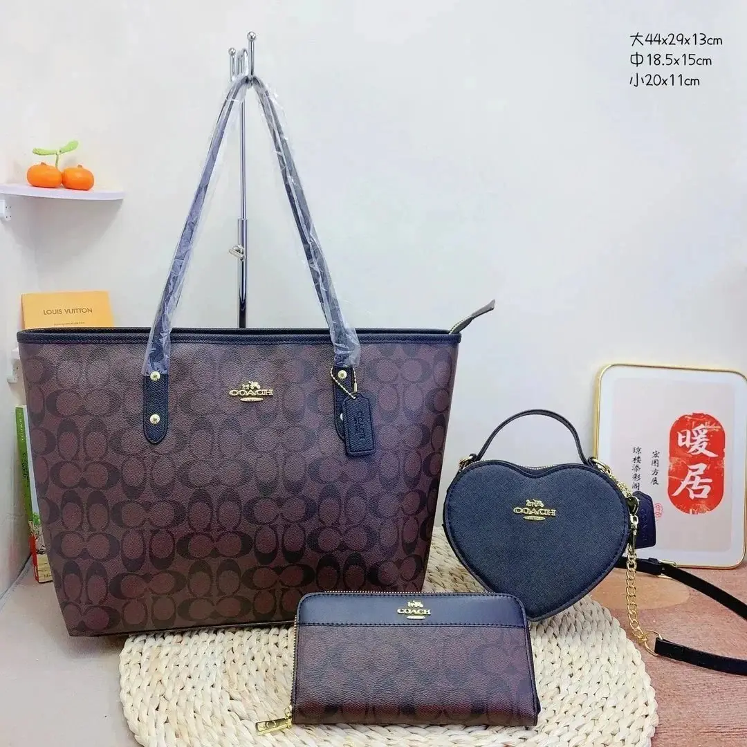 Fendi FF Monogram Bag Set 8 — Fendi 1:1 rep bag from $93 · DHL from Guangzhou, China