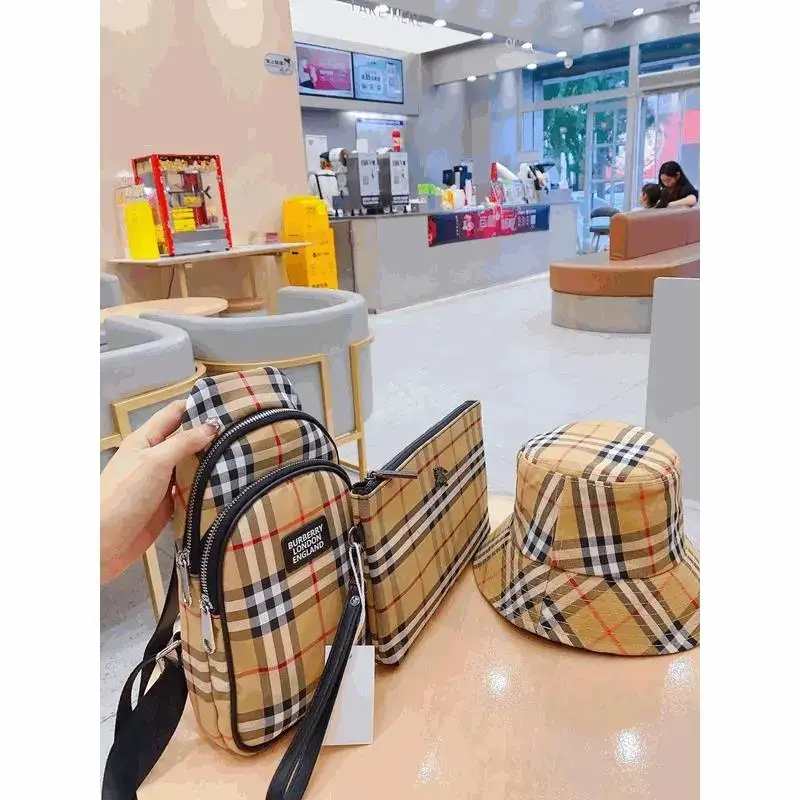 Burberry Vintage Check Bag Set