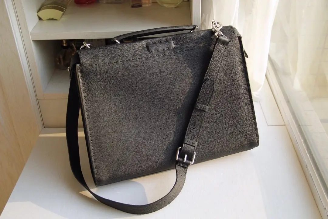 Fendi Chain Bag 2, Fendi 1:1 rep bag from $93 · DHL from Guangzhou, China