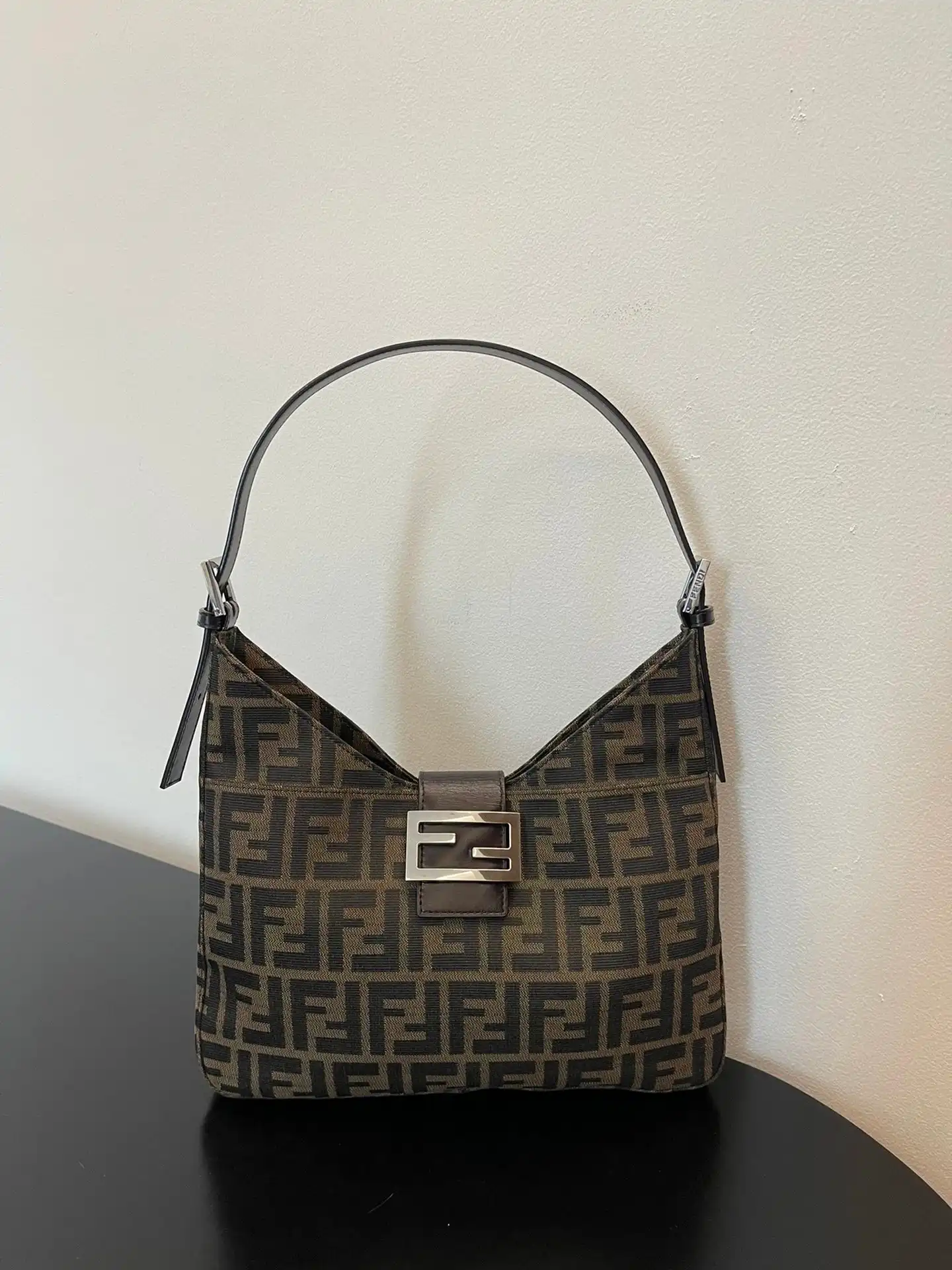 Fendi Chain Bag 8, Fendi 1:1 rep bag from $93 · DHL from Guangzhou, China