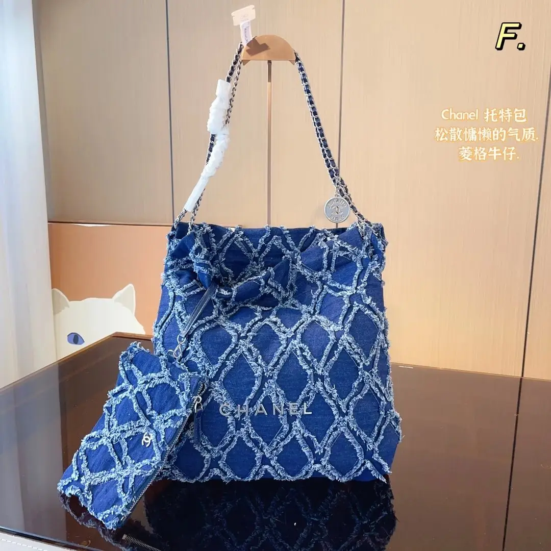 Chanel Chain Bag 5
