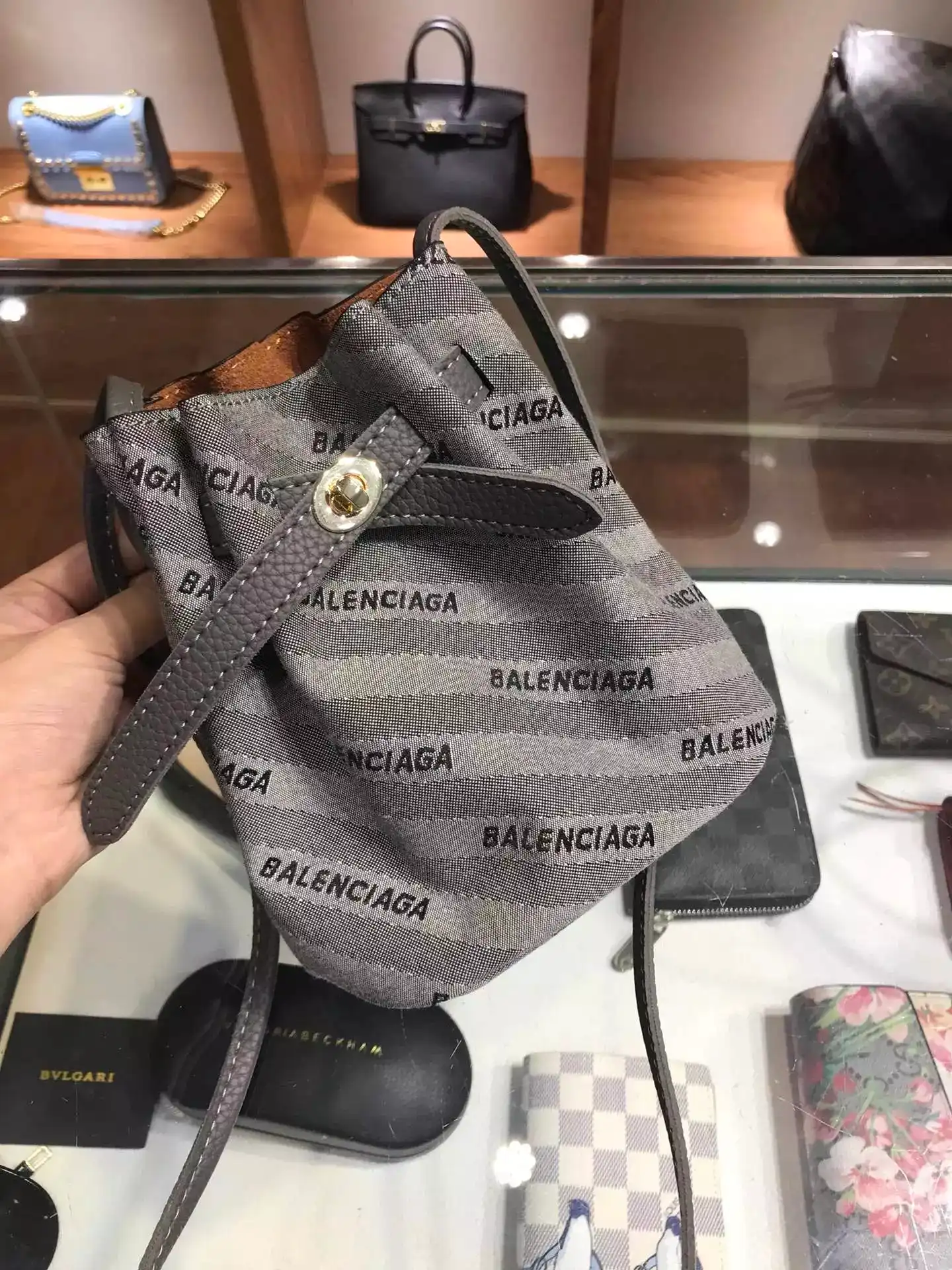 Balenciaga Bucket Bag 4 · Balenciaga 1:1 rep bag from $69 · DHL from Guangzhou, China