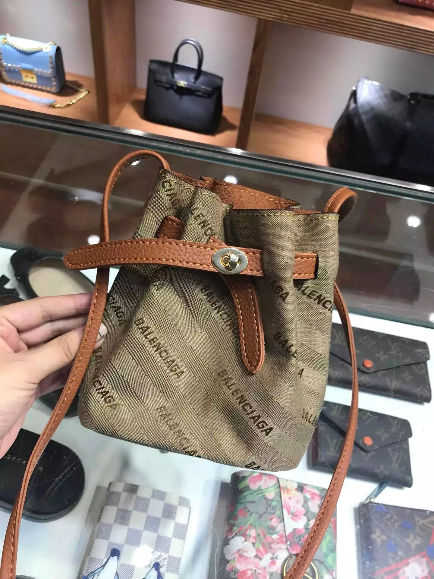 Balenciaga Bucket Bag 5 · Balenciaga 1:1 rep bag from $69 · DHL from Guangzhou, China