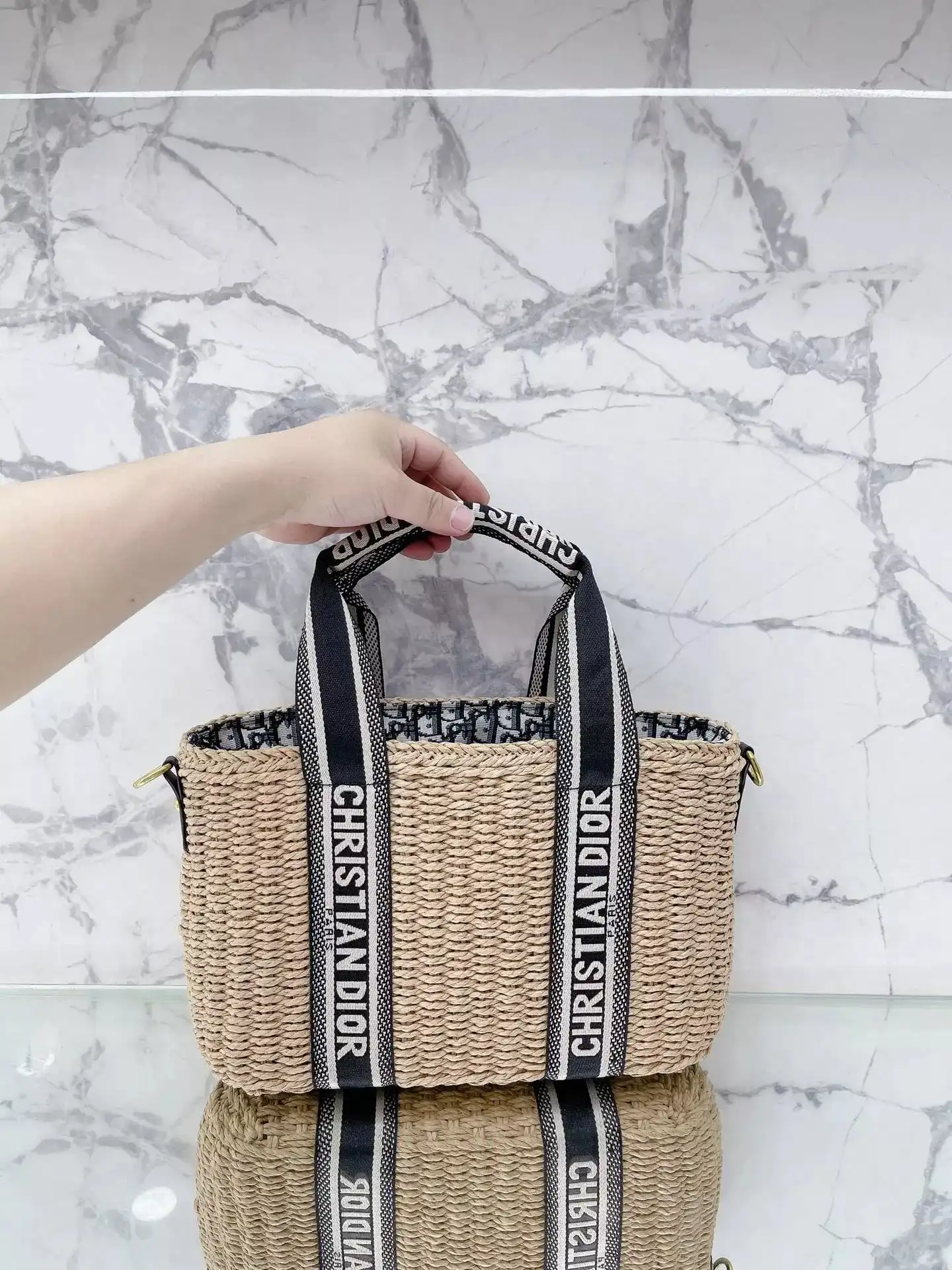 Dior Tote Bag · Dior 1:1 rep bag from $48 · DHL from Guangzhou, China