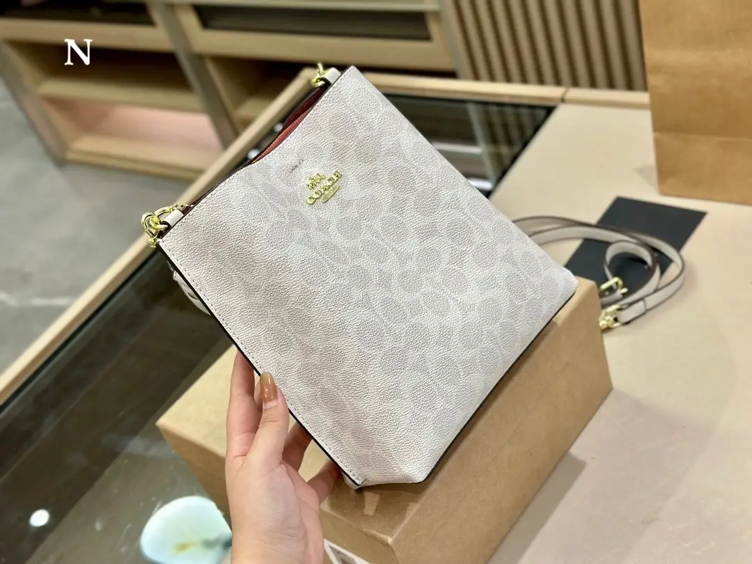Coach Handbags 3 · Coach 1:1 rep bag from $36 · DHL from Guangzhou, China