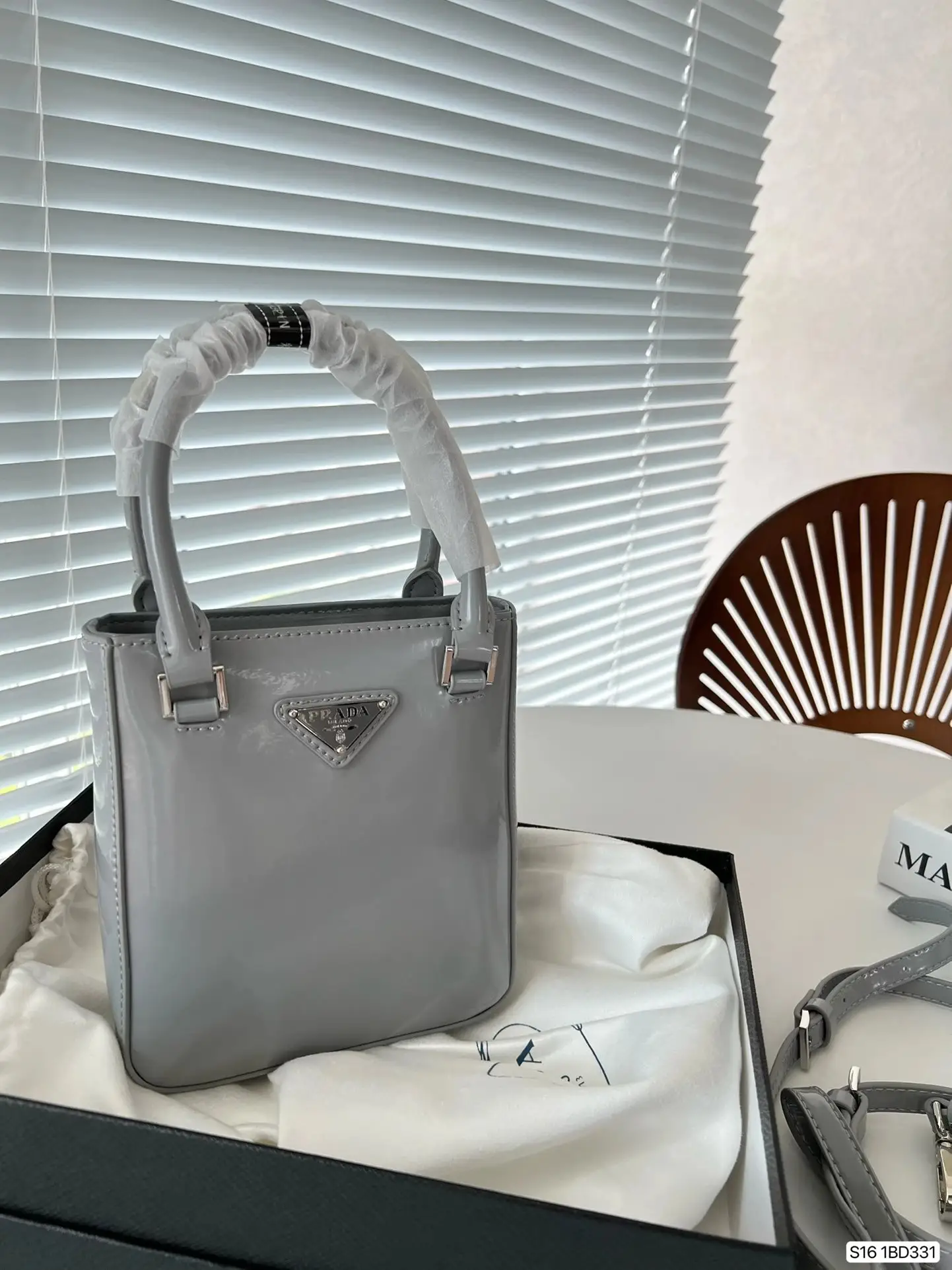Prada Handbags 2 · Prada 1:1 rep bag from $29 · DHL from Guangzhou, China