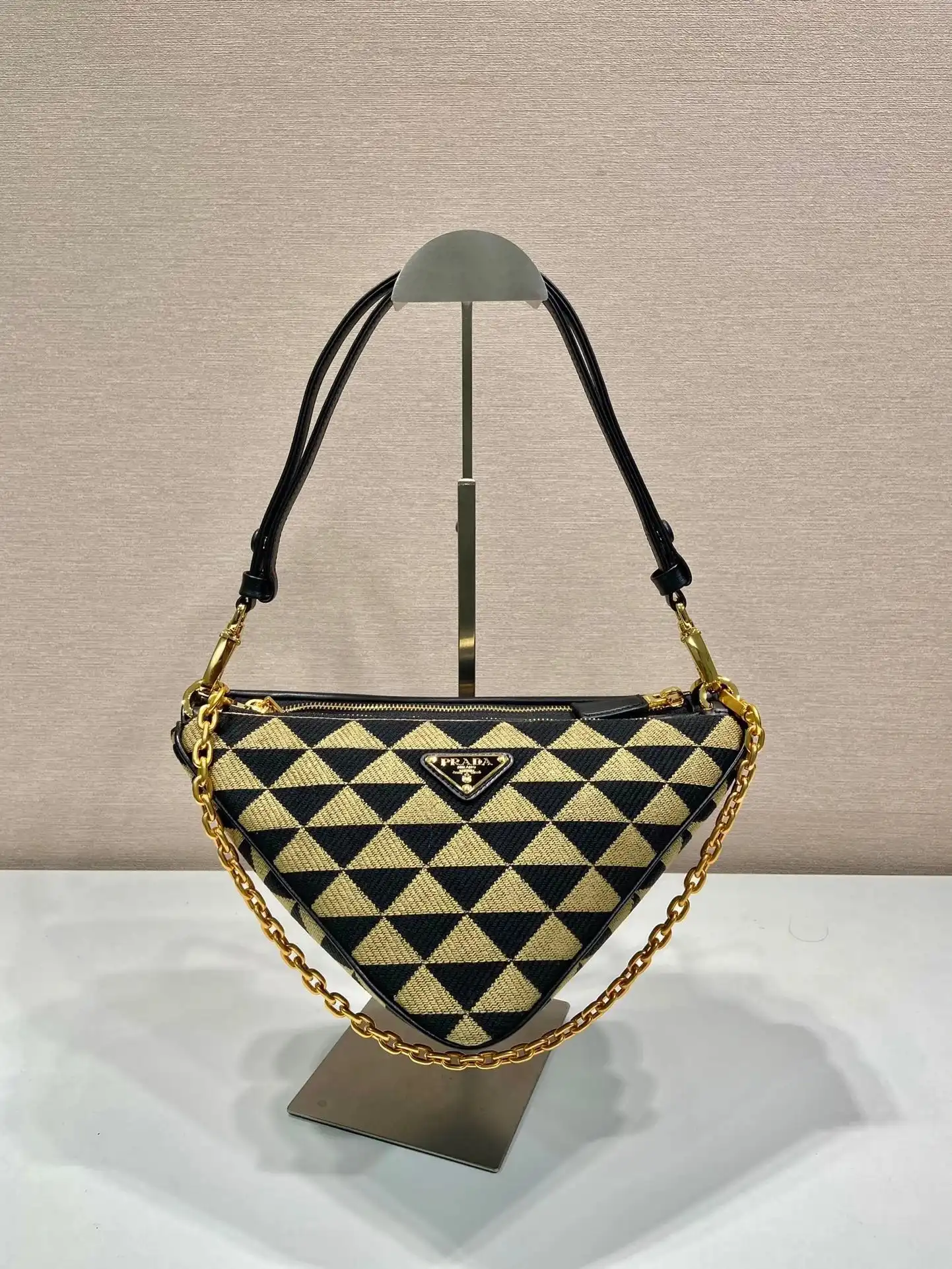 Prada Chain Bag · Prada 1:1 rep bag from $29 · DHL from Guangzhou, China
