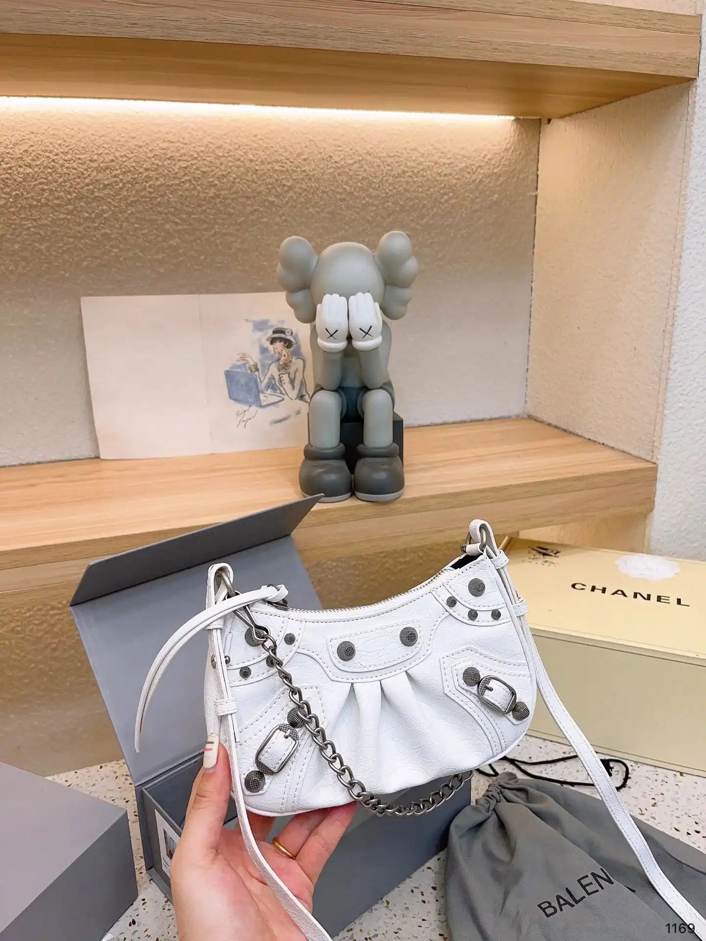 Balenciaga Saddle Bag 4 — Balenciaga 1:1 rep bag from $69 · DHL from Guangzhou, China