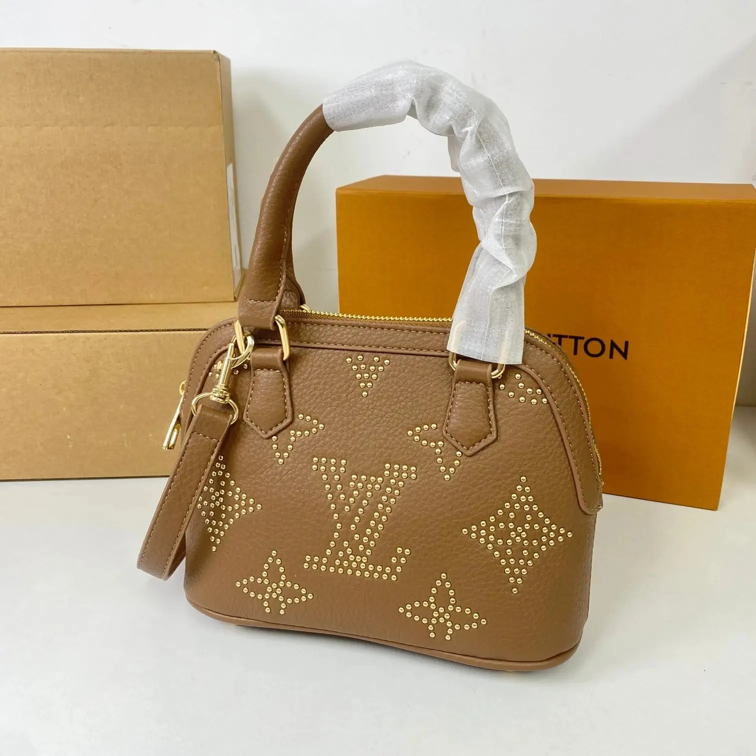 Louis Vuitton Handbags 6 · Louis Vuitton 1:1 rep bag from $59 · DHL from Guangzhou, China
