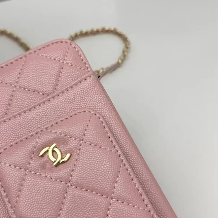 Chanel Crossbody Bags 4 · Chanel 1:1 rep bag from $97 · DHL from Guangzhou, China