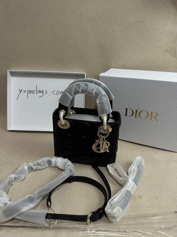 QC photo 4 · Dior Lady rep bag with yupoobags.com handwritten proof note, DIOR gift box, and full accessory kit before DHL from Guangzhou, China ship
